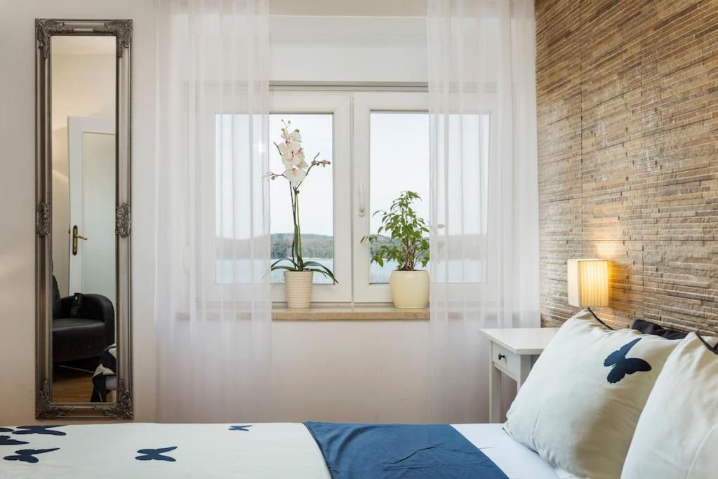Apartment Arena Akvileja Pula Extérieur photo